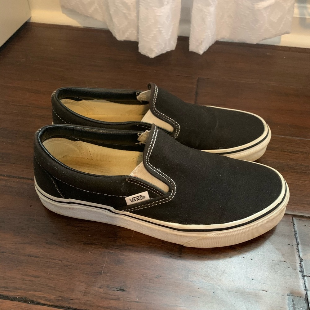Women’s Black Vans